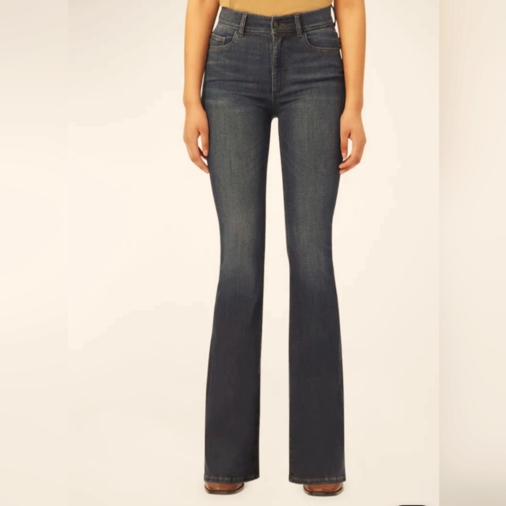 DL1961 Jeans. Bridget Boot High Rise jeans in gray. Size 27